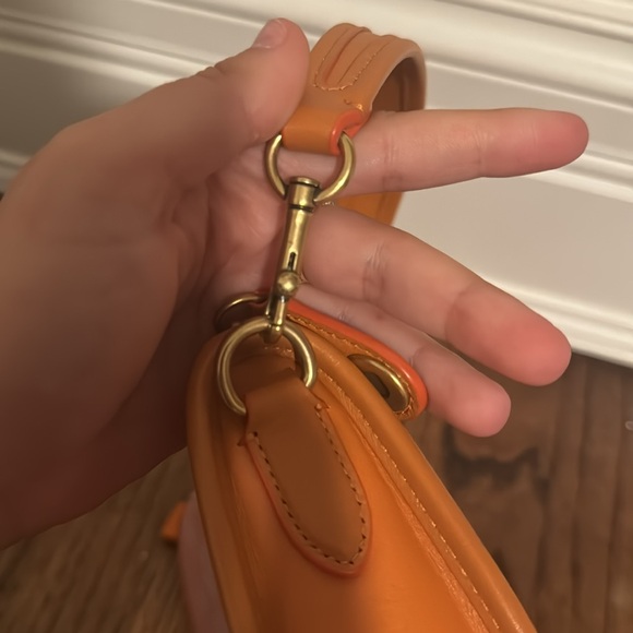 Small coach shoulder bag - Picture 4 of 5